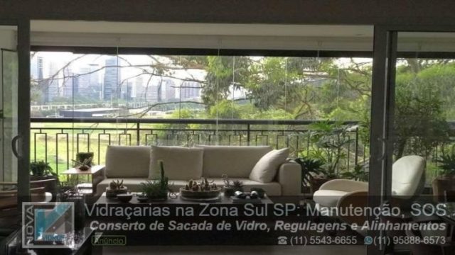 Manutenção Conserto de Sacada de vidro SOS Parque do Morumbi SP